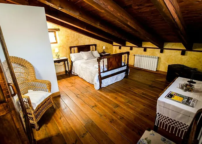 La Mora Cantana * 카스트로헤리츠